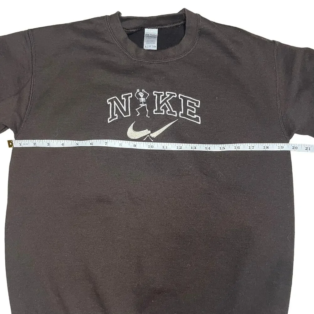 Nike Skeleton Embroidered Crewneck Dark Brown Cozy Graphic Sweatshirt Sz Small - Picture 5 of 8